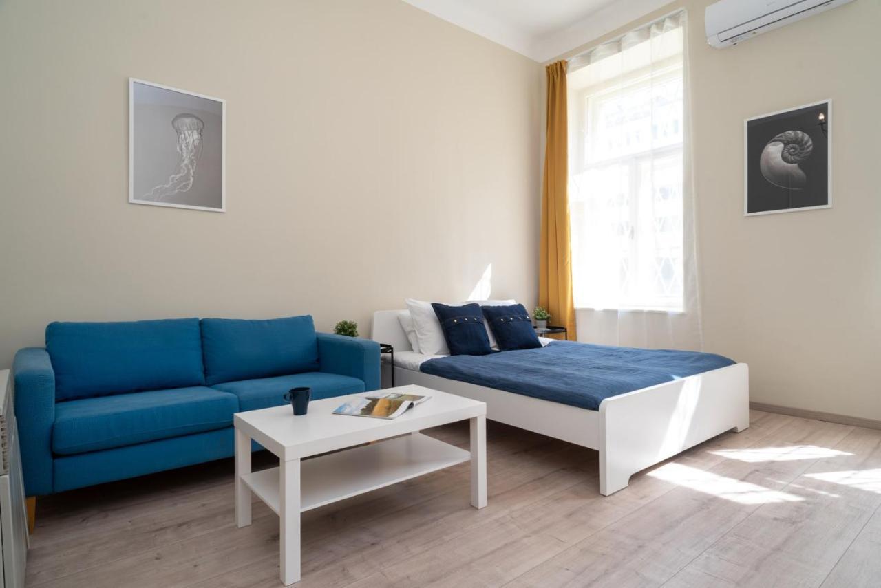 Blue Ribbon Apartment Budapest Exterior photo
