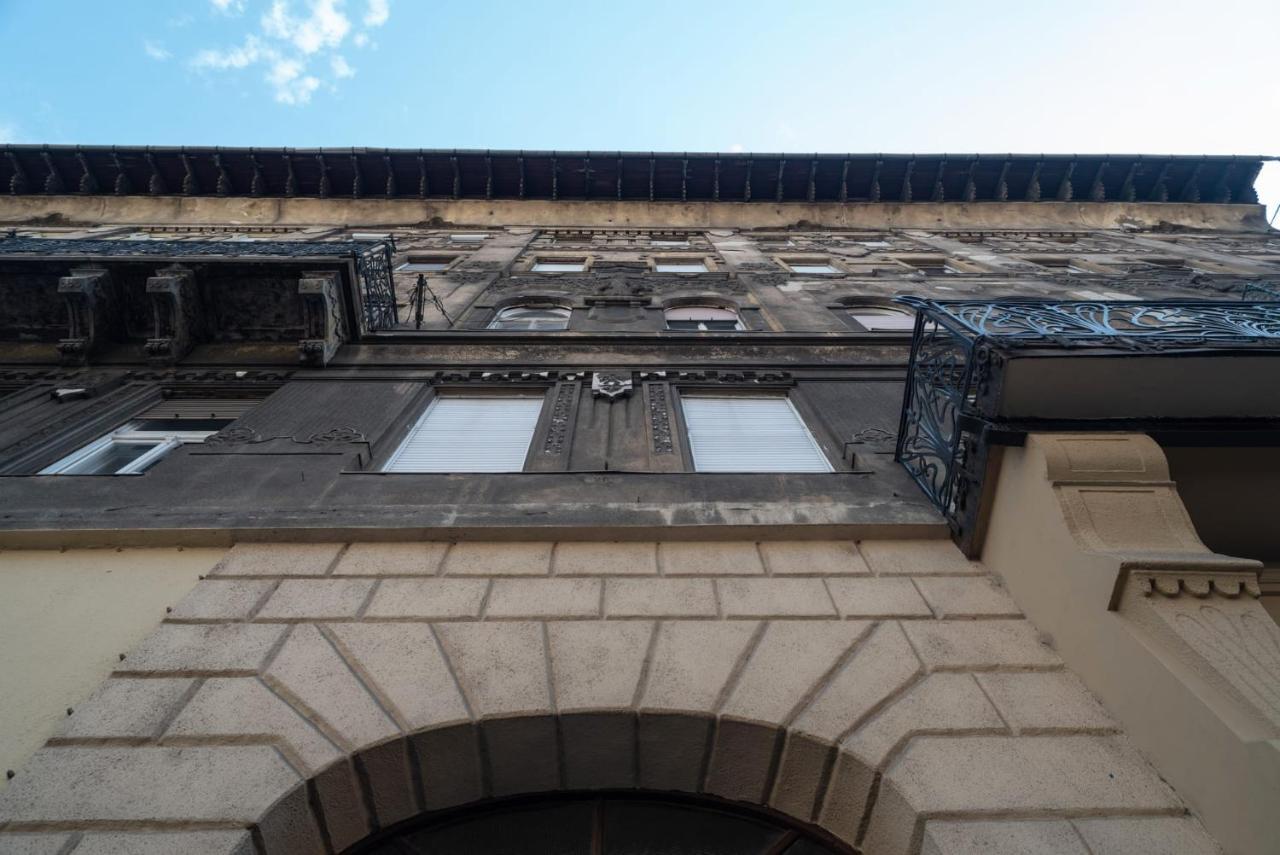 Blue Ribbon Apartment Budapest Exterior photo