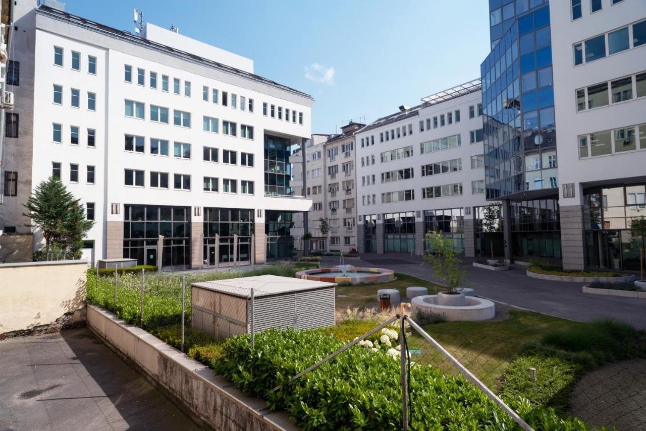Blue Ribbon Apartment Budapest Exterior photo